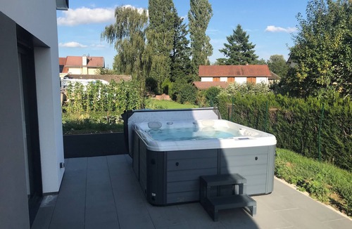 Gironcourt-sur-Vraine Apartment | Gites Londres