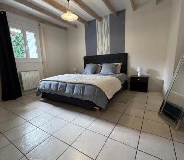 Buanes Apartment | Gites Matilon, 5 min Eugénie les bains