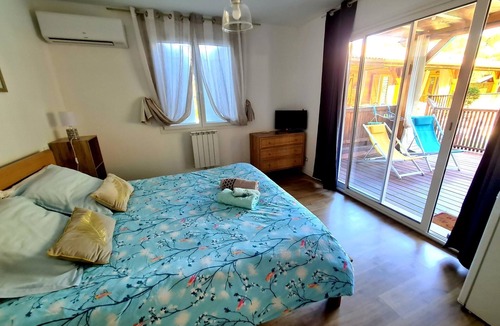 Omessa House | gites o fil de l'eau