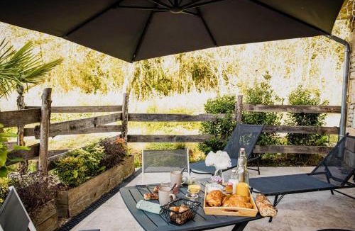 Saint-Vincent-de-Cosse House | Gites spa de charme L ETOILE SPA