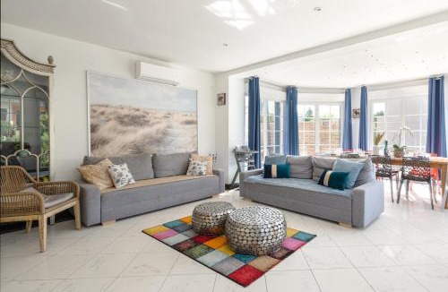 Ittenheim Villa | Gites Spa Strasbourg - Villa Ours - SPA Privé, Sauna, Borne d'arcade, Babyfoot