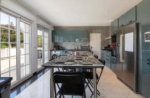 Ittenheim Villa | Gites Spa Strasbourg - Villa Ours - SPA Privé, Sauna, Borne d'arcade, Babyfoot