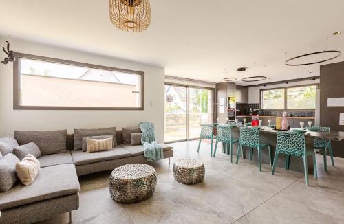 Ittenheim Villa | Gites Spa Strasbourg - Villa Gorille - SPA Privé, Sauna, Borne d'arcade, Babyfoot