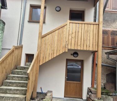 Saint-Hippolyte Apartment | Gites Thirion