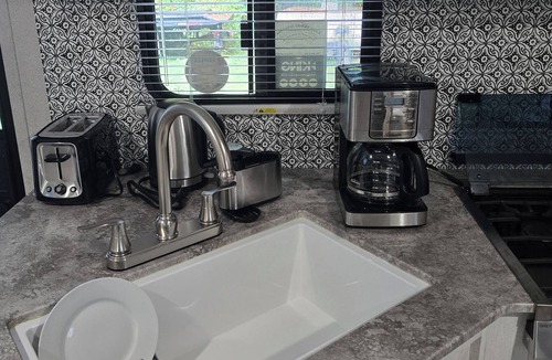 Adjala-Tosorontio House | Givi’s Cozy Camper