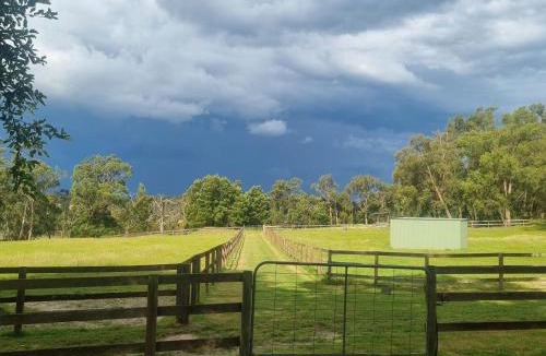 Macclesfield House | Giyabwe Cottage