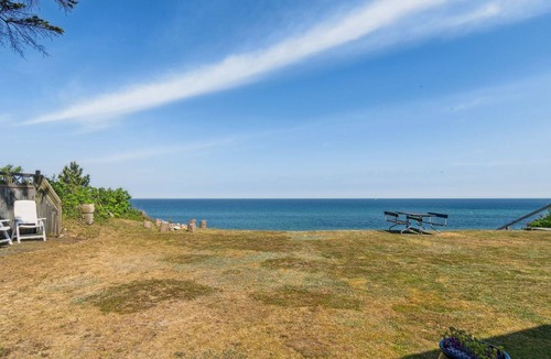 Smidstrup Strand House | "Gjoko" - 40m from the sea by Interhome