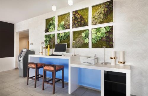 Tulsa Hotel | GLō Best Western Tulsa-Catoosa East Route 66