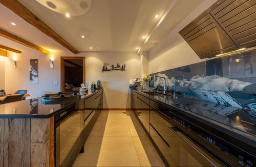 Saint-Pierre-de-Clages Apartment | Glacier 5 - Hammam - Spa Access