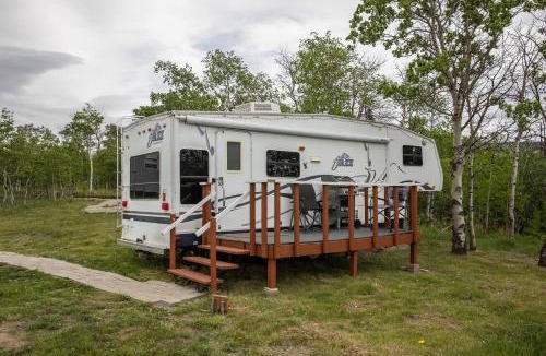 Babb Other | Glacier Borealis - 27’ Glamping Trailer by Glacier