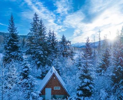 Bear Creek House | Glacier Creek Cabins