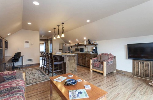 West Glacier Apartment | Glacier Hideaway