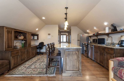 West Glacier Apartment | Glacier Hideaway