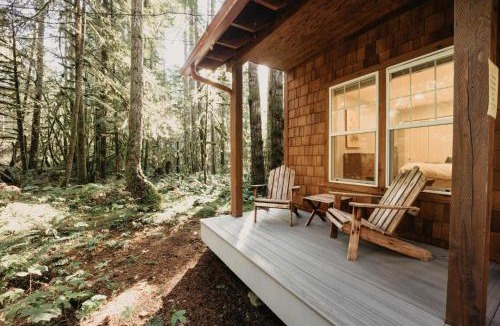 Glacier House | Glacier Springs #12