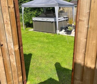 Rocester House | Gladstone cottage