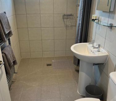 Rocester House | Gladstone cottage