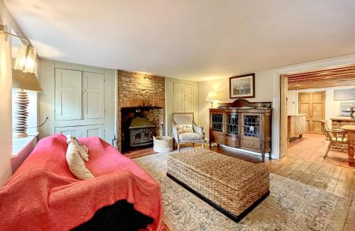 Sutton Benger House | Gladwyn Cottage