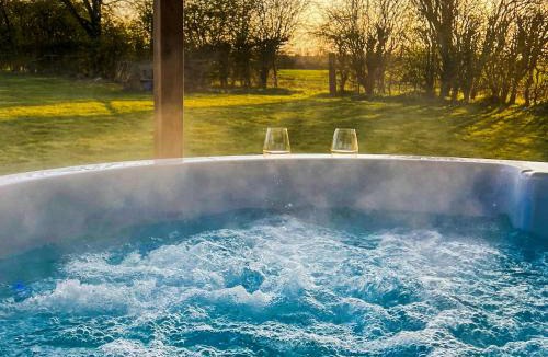 Dunmow House | Gladwyns Farm Lodge