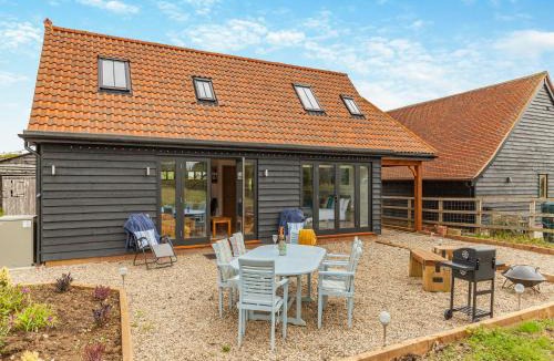 Dunmow House | Gladwyns Farm Lodge