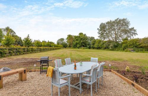 Dunmow House | Gladwyns Farm Lodge