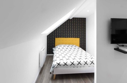 Reims House | Glam bright apartment 2nd floor