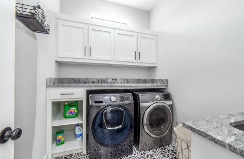 West Dallas House | Glam Paradise 5BRs Downtown Dallas