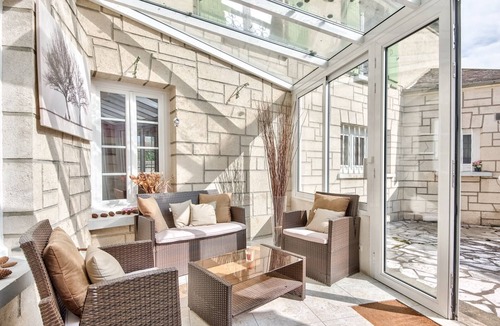 Vetheuil House | Glamorous-chic villa with private pool in Paris area