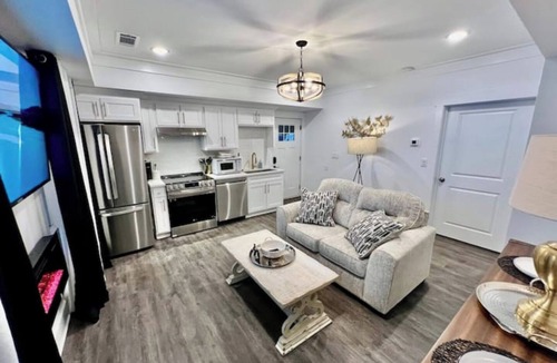 Gainesville House | Glamorous Hideaway