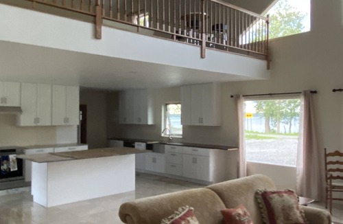 Chazy House | Glamorous private lake property