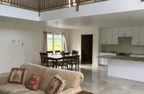 Chazy House | Glamorous private lake property