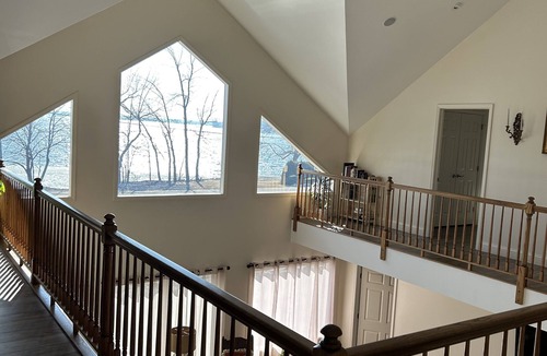 Chazy House | Glamorous private lake property