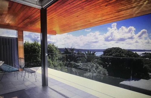 Vaucluse House | Glamorous Vaucluse Harbourview Modern Villa