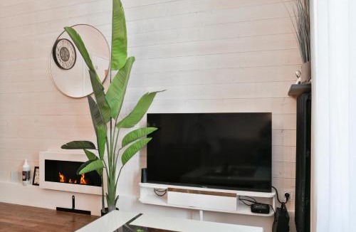Chambery Apartment | Glamour Jacuzzi Privé Chambéry