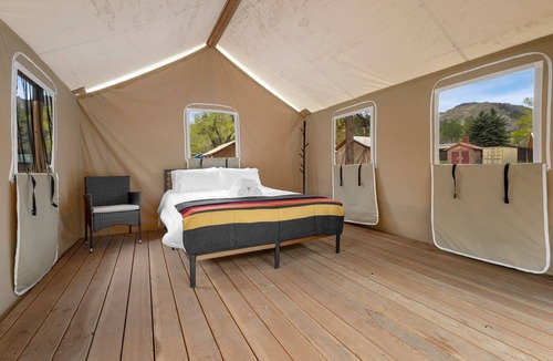 Poudre Park House | Glamp 6- Black Bear