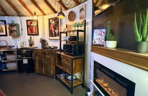 Alpine RV Rental | Glamp in Heated Yurt in Big Bend @ Casa de Marca