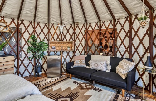 Marble Falls Apartment | Glamp in the hill country!
