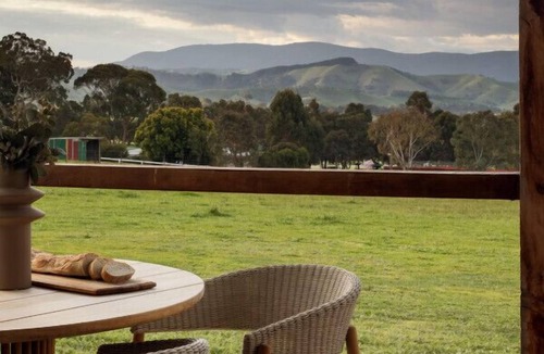 Strath Creek House | Glamper May @ The Village Green