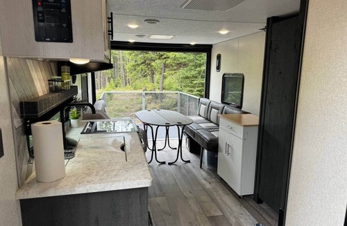 Seeley Lake House | Glamper with Mountain View’s