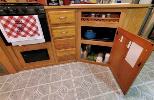 Greenbush House | Glamping At The Bay