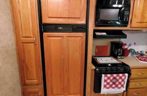 Greenbush House | Glamping At The Bay