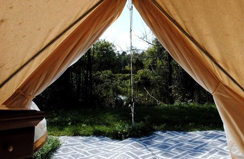 Markdale House | Glamping At The Koi Pond