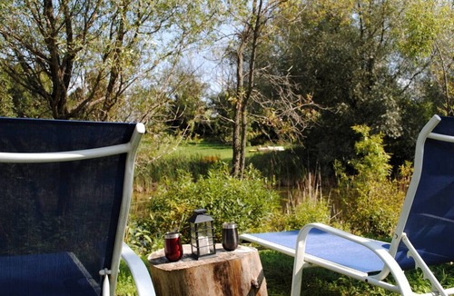 Markdale House | Glamping At The Koi Pond