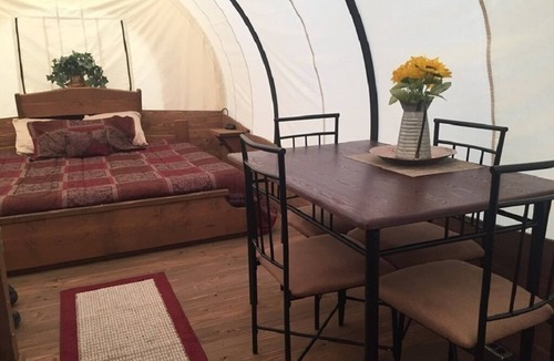 Jamestown RV Rental | Glamping Back in Time