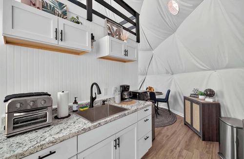 Wardensville House | Glamping dome w/deck & views