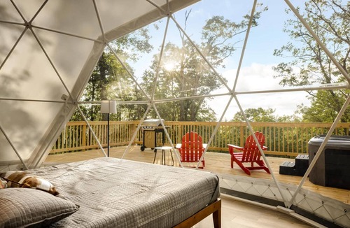 Capon Bridge Apartment | Glamping dome w/hot tub & fire pit