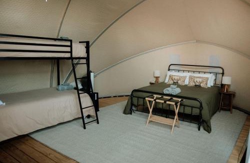 McIntosh Other | Glamping Escape in the Manzanos