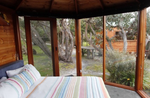 Fairhaven Cabin | Glamping for two with an ocean view.