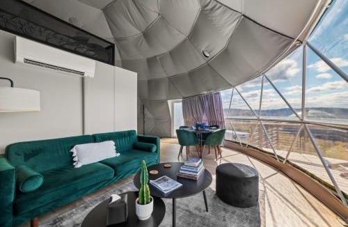 Franklin House | Glamping Getaway at 'The Coyote Dome' in Franklin