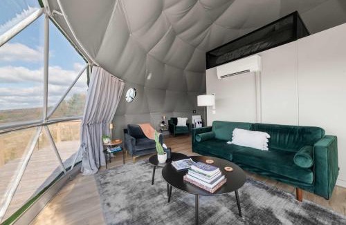 Franklin House | Glamping Getaway at 'The Coyote Dome' in Franklin