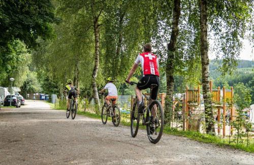 Signy-lAbbaye Apartment | Glamping in Signy-l Abbaye